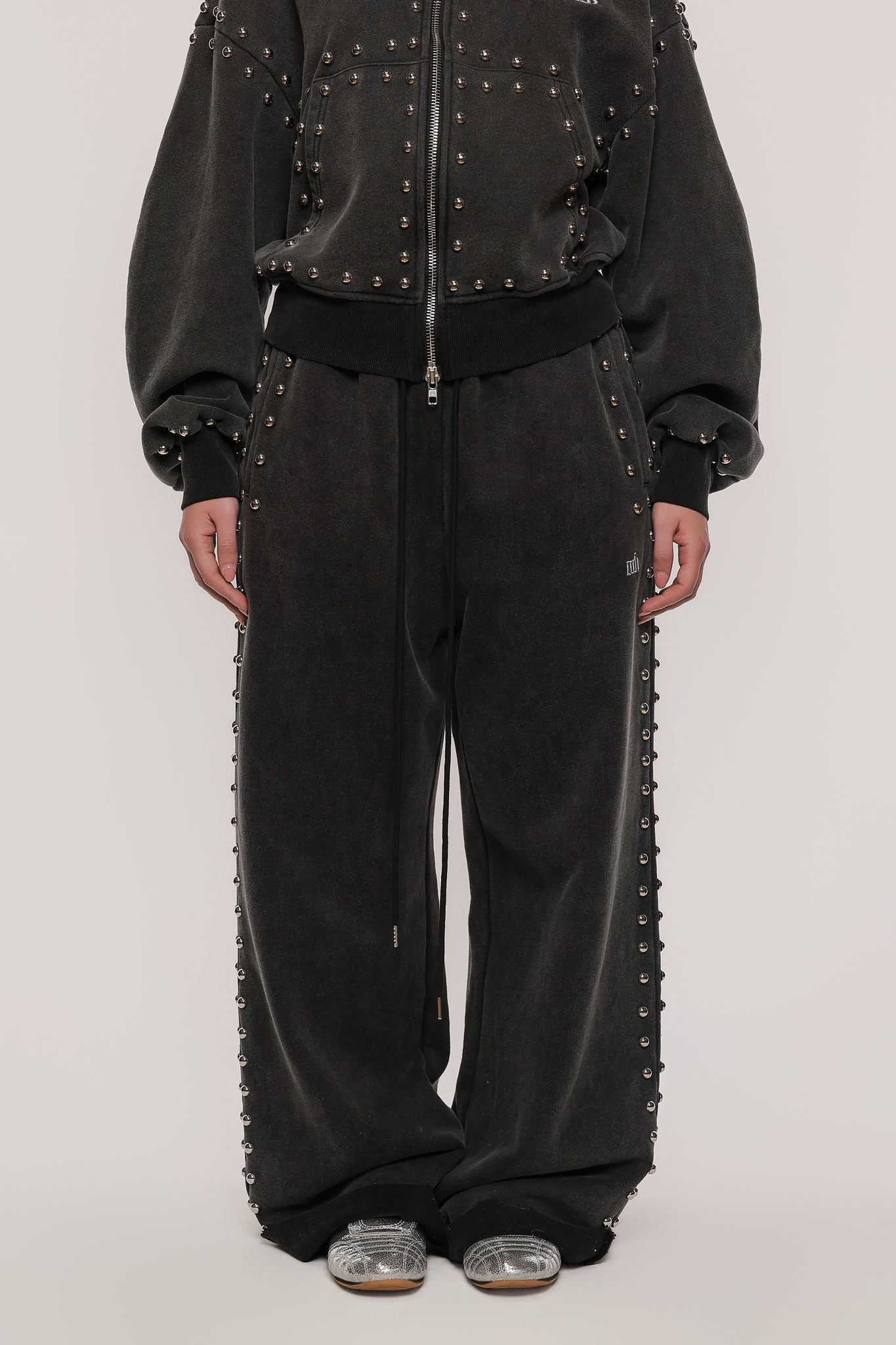 MARX STUDDED SWEAT PANT -- BLACK – MUSE BRND